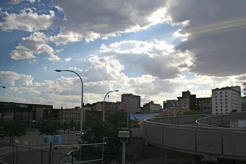 Household Moving to Albuquerque, New Mexico