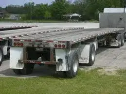 Auto Transport Tips: When You Need Flatbed Transportation