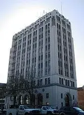 Household Moving to Salem, Oregon